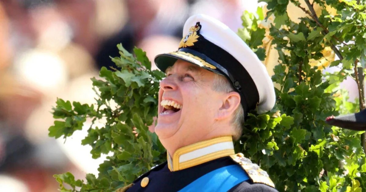 La caída del príncipe Andrés, del preferido de la reina Isabel a una vergüenza para la familia real