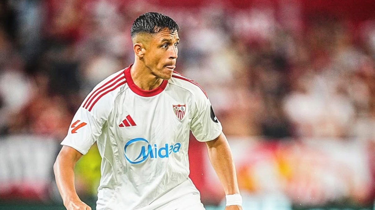 Las incombustibles maravillas de Alexis salvaron una noche clave del Sevilla: dio una asistencia y le anularon un gol en plena lucha por no descender en España
