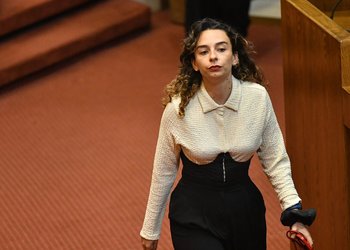 “No les tengo miedo”: diputada Javiera Rodríguez habla tras funa en su contra durante una actividad en la Universidad de Chile