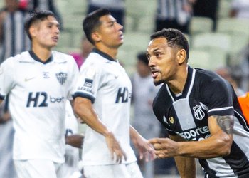 Iván Román tuvo un partido para el olvido en clasificación de Atlético Mineiro por la Copa de Brasil