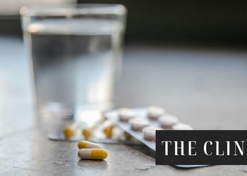 ¿Agua, café, jugo o alcohol? La bebida con la que tomas tus medicamentos podría estar alterando sus efectos