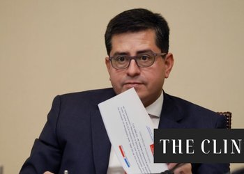 “Mi actuación es absolutamente correcta”: Pedro Araya dice que no tiene “nada que evaluar” tras llamado del PPD a reflexionar sobre su permanencia en el partido