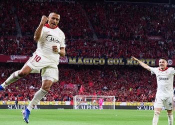 “Tengo la experiencia y lo sigo demostrando”: Alexis marca un gol clave para Sevilla y sigue a la caza del récord de Zamorano