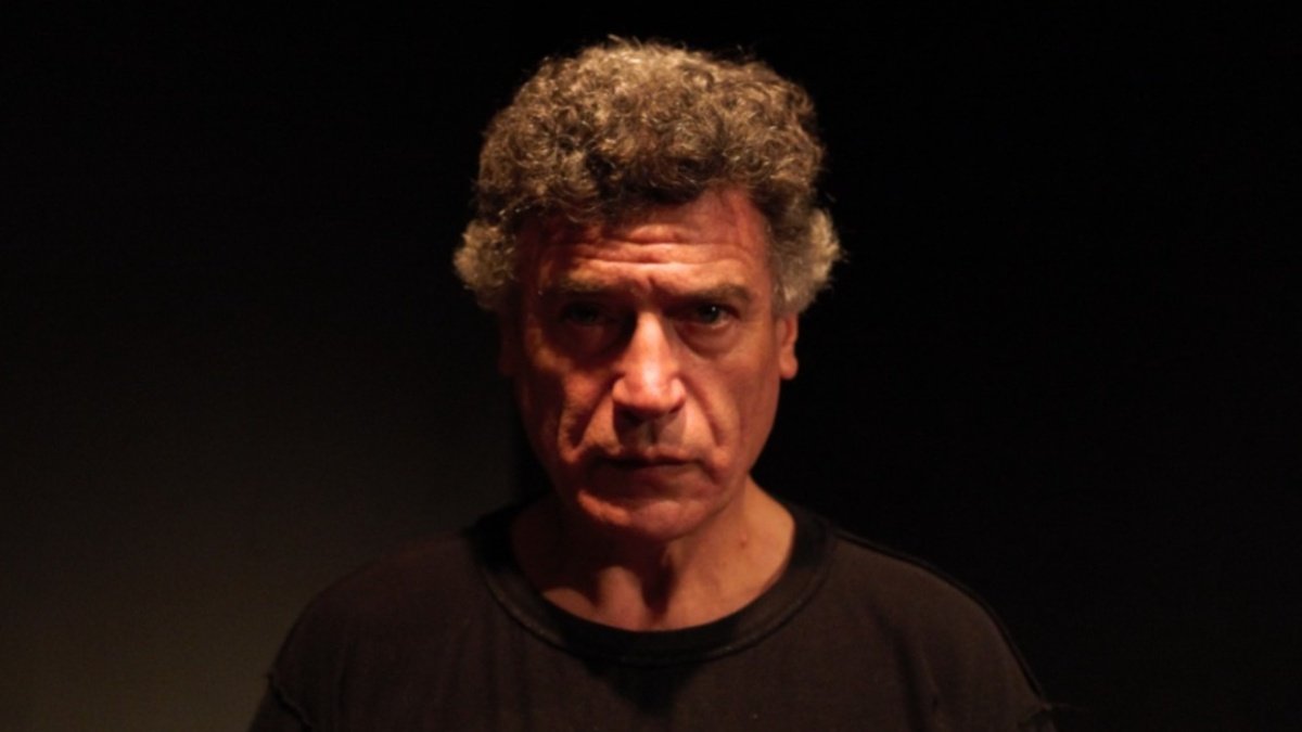 Obra "Hamlet-Multitud" regresa a la cartelera con Julio Milostich y Ximena Rivas