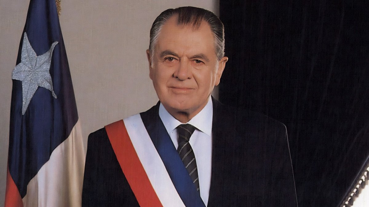 A 10 años de su muerte, la DC homenajeó a Patricio Aylwin: "Hombre clave en la historia de Chile"