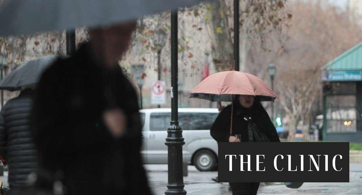 ¿A qué hora comienzan las lluvias en Santiago y qué implica la alarma meteorológica emitida por la DMC?