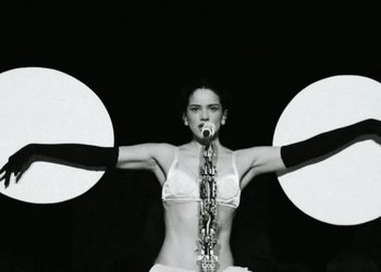 Rosalía trae Lux a Chile: cómo es el show más impactante y ambicioso de su carrera