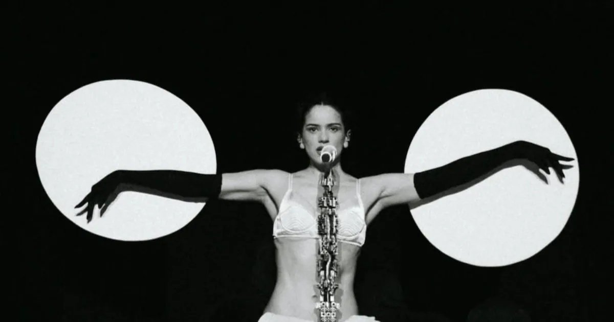 Rosalía trae Lux a Chile: cómo es el show más impactante y ambicioso de su carrera