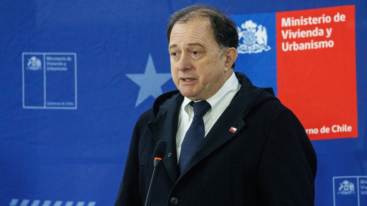 Ministro Poduje destacó el avance de la reconstrucción en Biobío