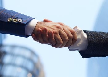 Reforma previsional, tributación, casinos y permisos de inversión: el debut lobista de Hacienda, Trabajo y Economía