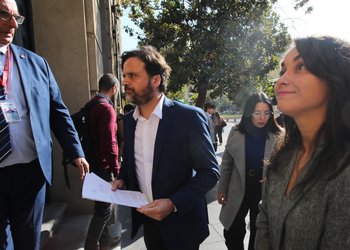 FA pide a Hacienda revelar todas sus modificaciones presupuestarias