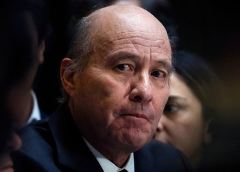 Megarreforma: Ministro Quiroz exige "madurez" a la DC y desata indignación en la falange