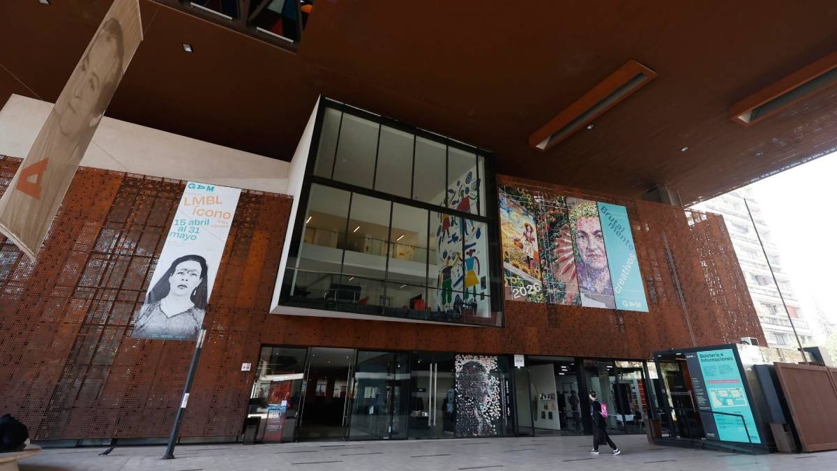El GAM, de ser el gran centro cultural de Latinoamérica a un "elefante blanco" en Santiago