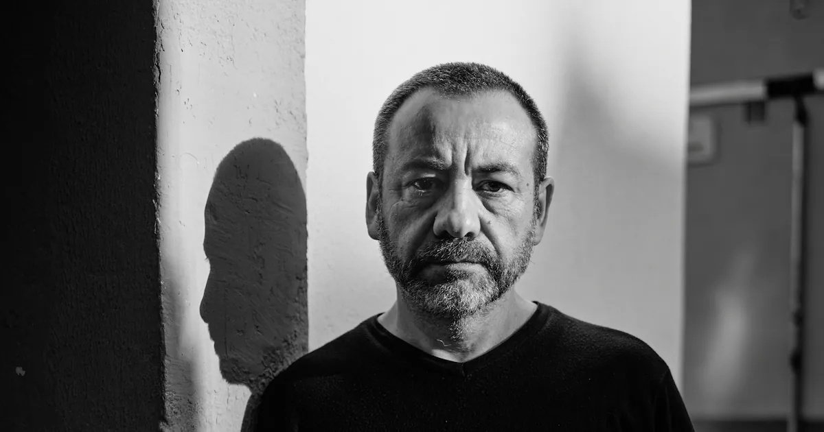 Diego Muzzio, escritor argentino: “Me interesaba explorar cuánto es capaz de aguantar una persona en una guerra”