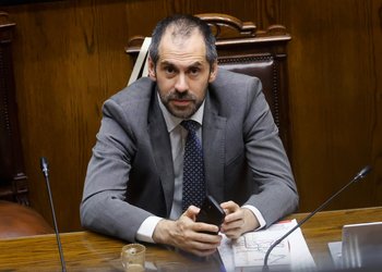 AC contra Grau peligra en el Senado ante inhabilitación y ausencias oficialistas