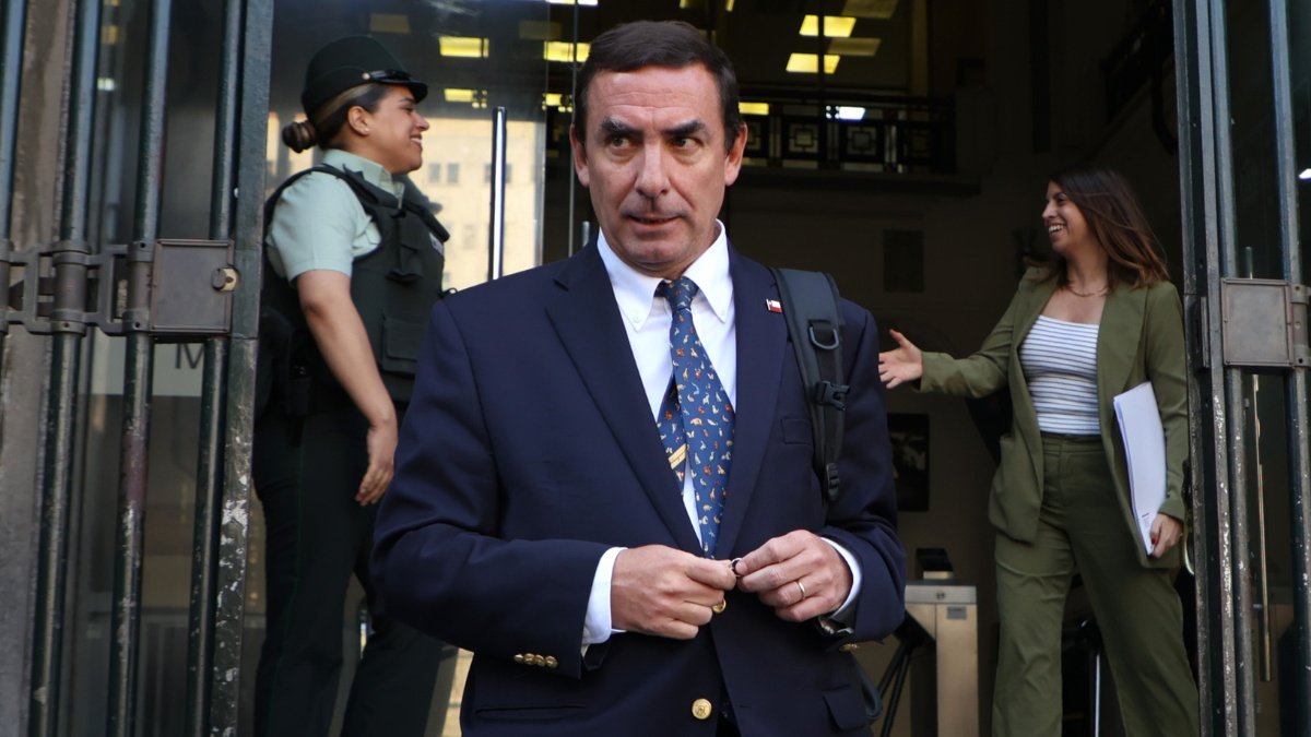 PC oficia a Justicia y adelanta "firme oposición" a los "inaceptables" indultos