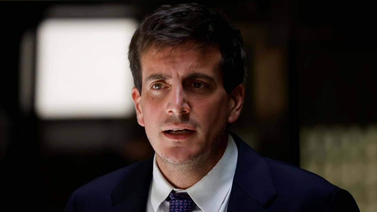 Schalper admite que proyecto de la derecha sobre arresto domiciliario "tiene errores graves"