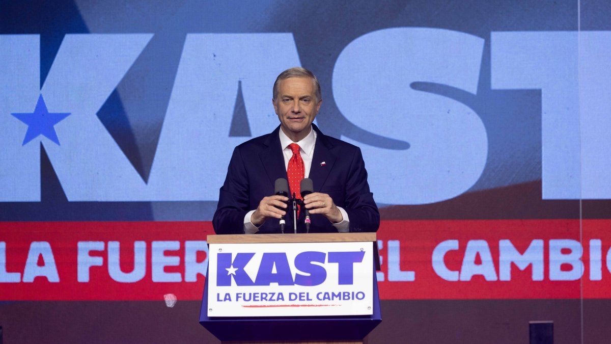 Kast llama a la unidad de la derecha: "Chile es más importante que los partidos"
