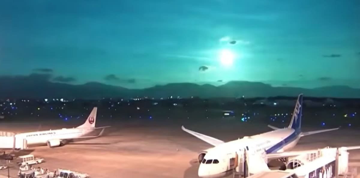 Impactante meteorito ilumina el cielo nocturno de Japón