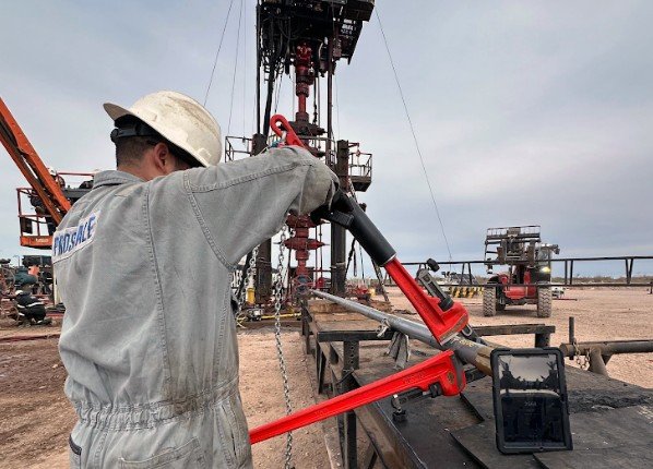 Innovación Técnica en Vaca Muerta: YPF y Aliados Alcanzan Nuevo Récord de Profundidad