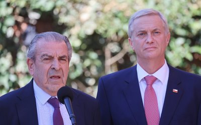 Cable chino: Frei espera decisión del nuevo gobierno y dará su opinión "cuando corresponda"