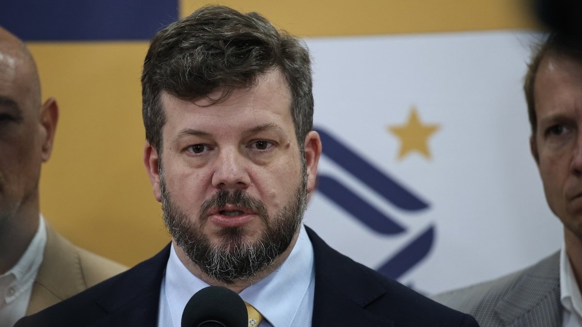 {{ self.custom_title }}