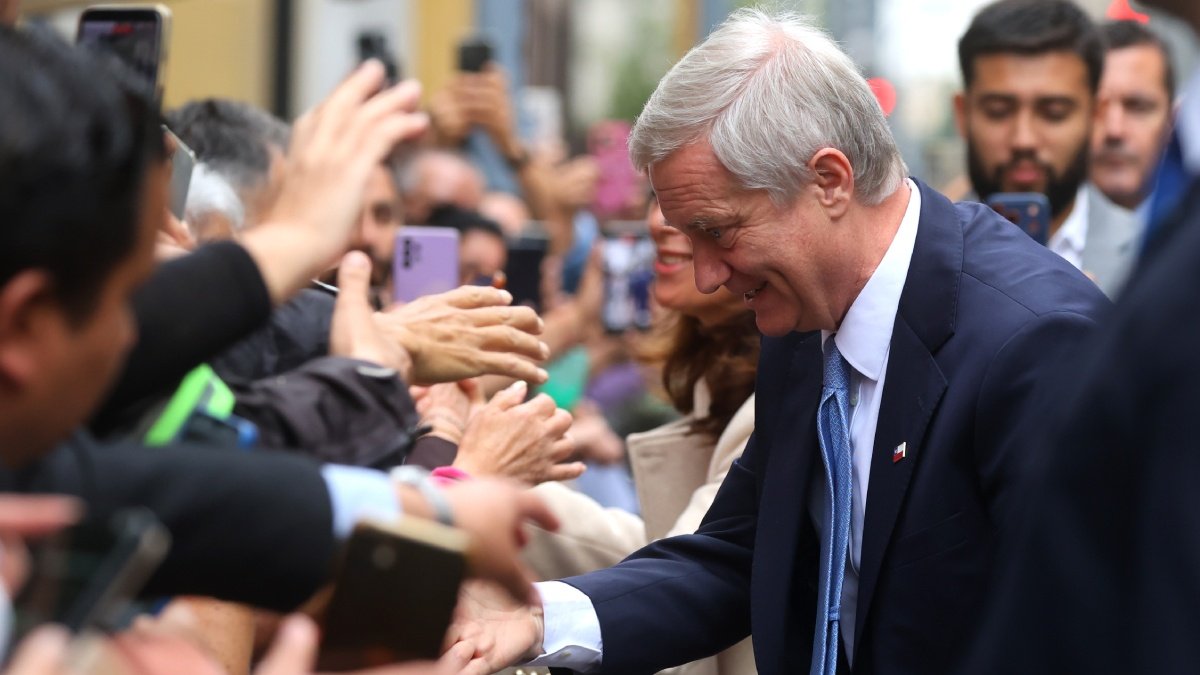 Presión para Kast: dos de cada tres chilenos esperan ver "cambios positivos" antes de 2027