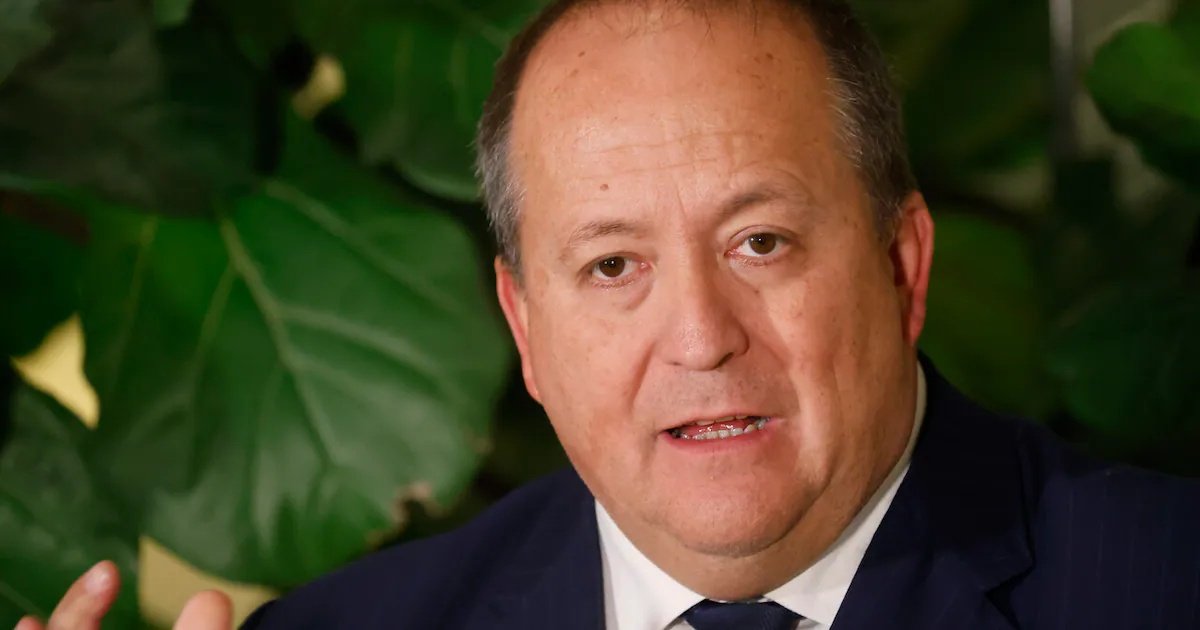 Trama bielorrusa: fiscal nacional descarta abrir investigación de oficio contra ministro Diego Simpertigue