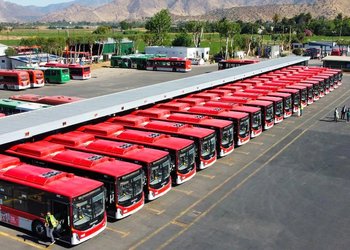 Aumentan los buses eléctricos en Santiago y alcanzan el 62% de la flota de Red