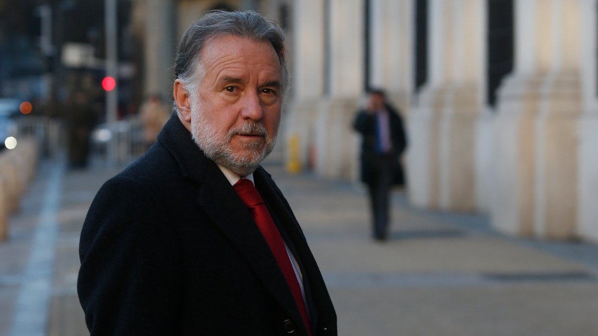 Excanciller Fernández cuestionó "gira partidista" de Kast: Es un error ir a hablar con la ultraderecha