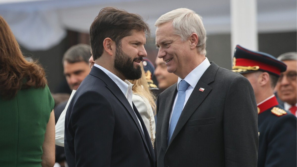 {{ self.custom_title }}