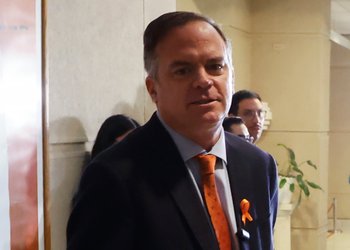 Senador Walker y urgencia a la Ley SADP: Permitirá que en un plazo 15 días se pueda ratificar