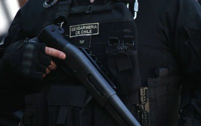 Gendarme muere por disparo en sala de armas de la institución en Tarapacá