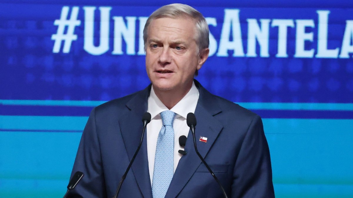 Ante futuro anuncio de la "segunda línea" de Kast, analista alerta sobre "la lucha de cargos"