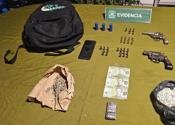 Detienen a sujeto por posesión de droga tras llamado por desórdenes en Calera de Tango