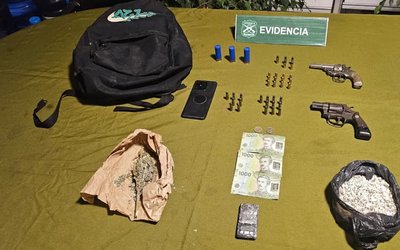 Detienen a sujeto por posesión de droga tras llamado por desórdenes en Calera de Tango