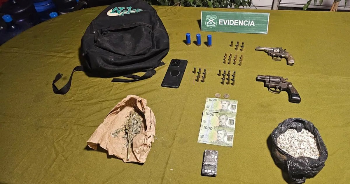 Detienen a sujeto por posesión de droga tras llamado por desórdenes en Calera de Tango