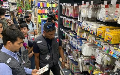 Rotulación y seguridad: seremi de Salud RM (S) entrega recomendaciones para la compra útiles escolares