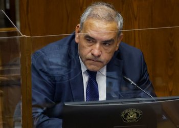 Fidel Espinoza arremetió contra "canallesco senador" Chahuán por proyecto copy-paste de conmutaciones
