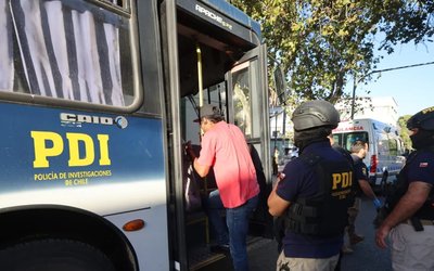 Carabineros y PDI realizan masivo operativo en La Vega Central: se detectaron alrededor de 40 personas  en situación migratoria irregular