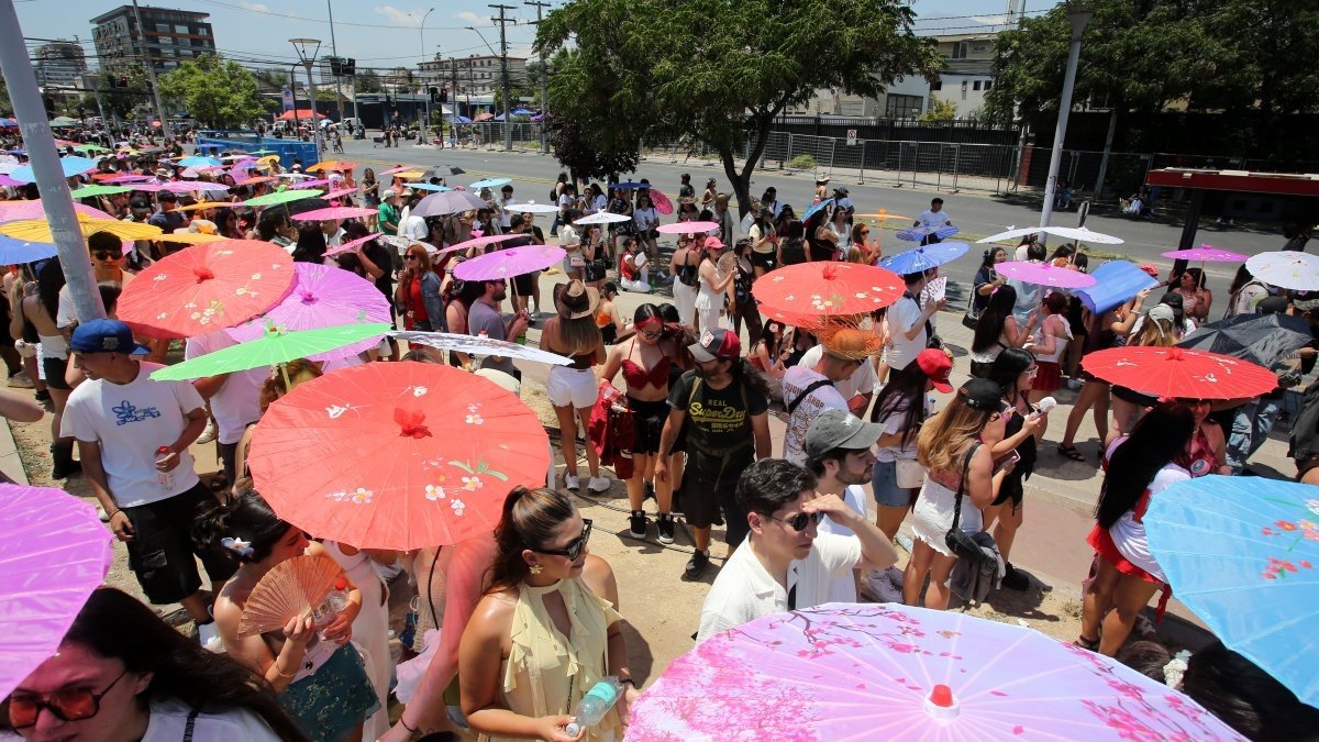 Ola de eventos en el Estadio Nacional está colmando la paciencia de los ñuñoínos