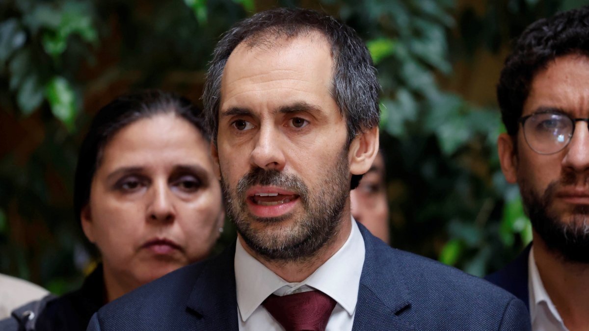 Déficit fiscal: Diputados de derecha evalúan AC contra el ministro Grau